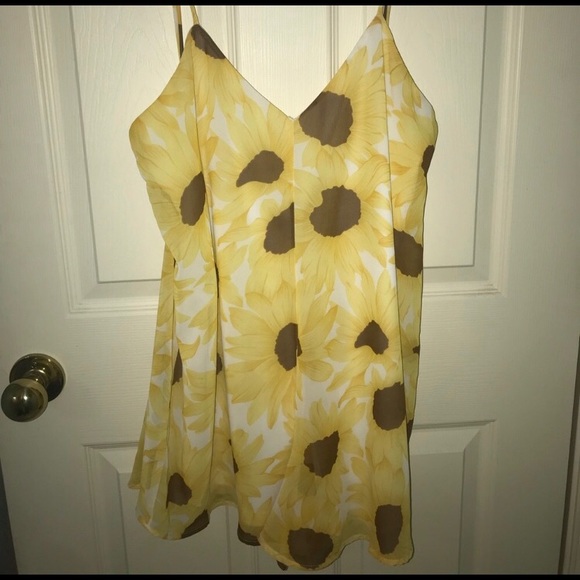 Sunflower Rascal romper - Picture 3 of 3